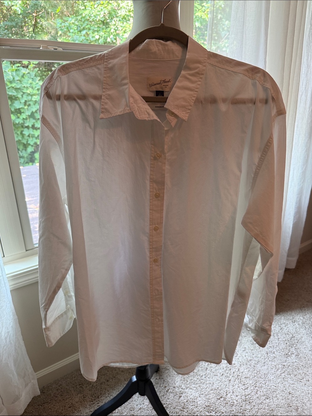 Universal Thread White Button-Front Women’s Dress Shirt